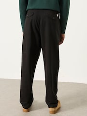 Melns - FatFace Perth Pleat Front Chinos - Attēls 2 no 6