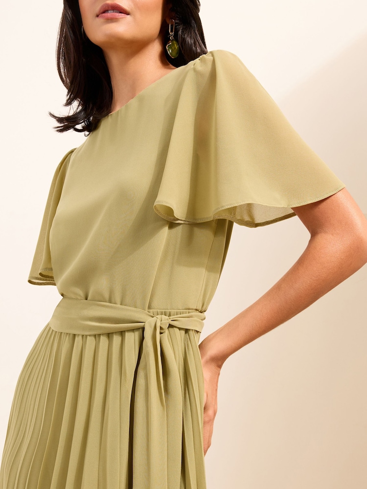 Friends Like These Green Pleated Short Sleeve Midi Dress - Image 2 of 4 Friends Like These Green Pleated Short Sleeve Midi Dress - Image 2 of 4