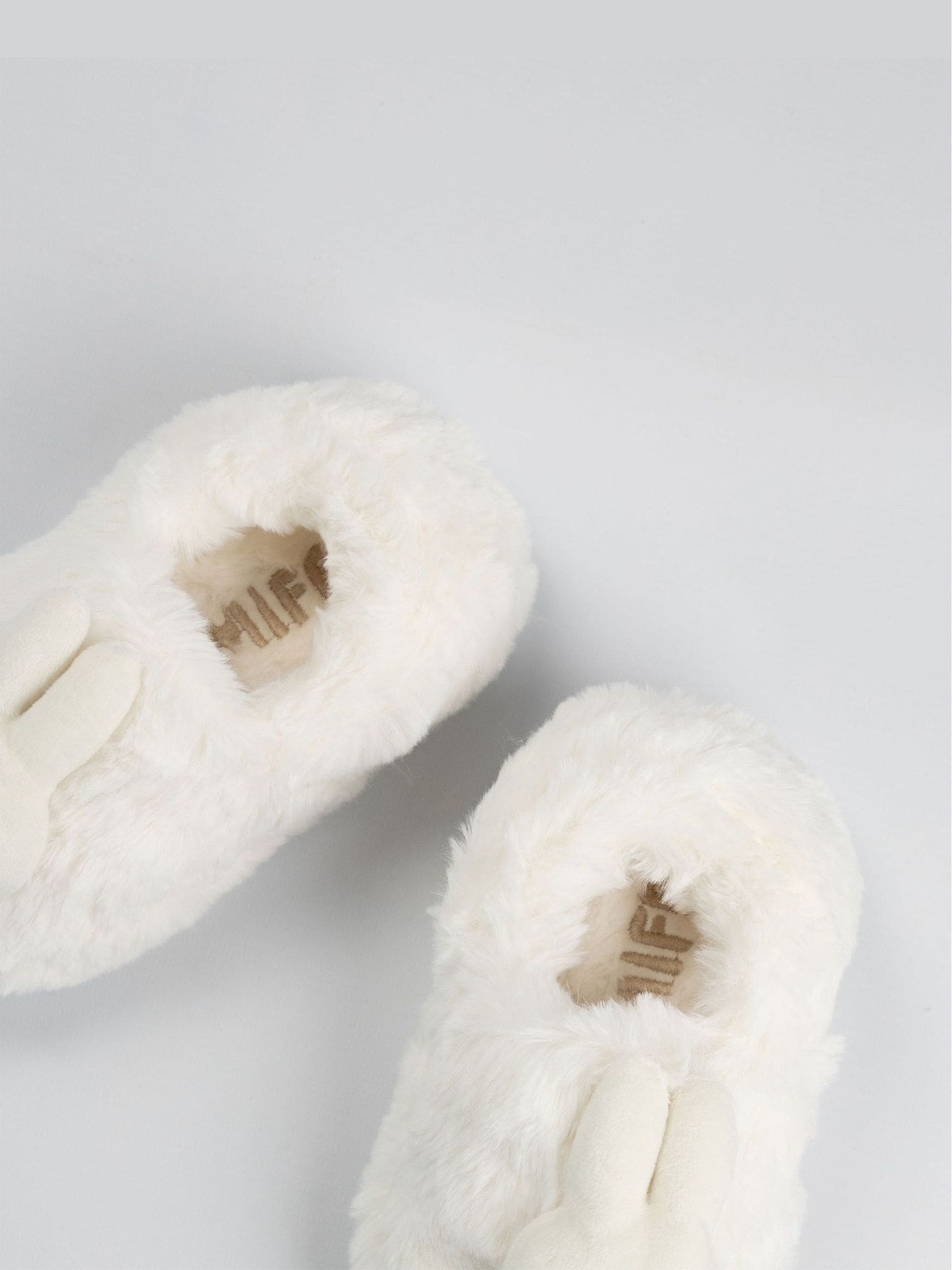 Buy Vanilla Underground White Miffy Character Face Slippers from