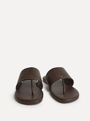 Marrón - Linzi Amara Toe Post Flat Sandals - Imagen 3 de 5