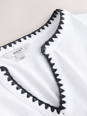 白色 - Bubblehem Notch Neck Whipstitch Short Sleeve Top - 圖片 5/6
