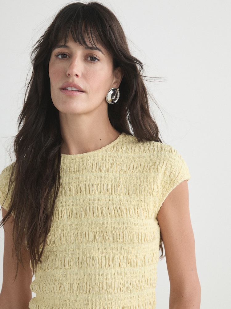 Yellow Short Sleeve Shirred Textured Crew Neck Top - Image 5 of 5 Yellow Short Sleeve Shirred Textured Crew Neck Top - Image 5 of 5