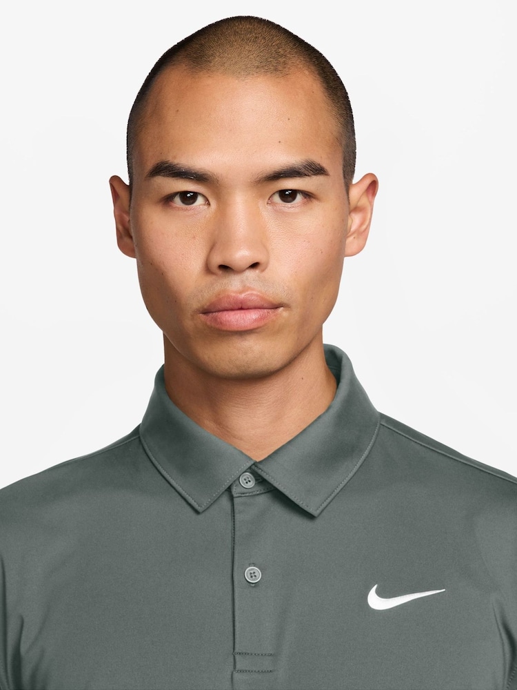 Nike Green Dri-FIT Good Solid Golf Polo Shirt - Image 3 of 3