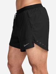 Nike Stride Aero-FIT 5 collu īsie oderēti skriešanas šorti - Attēls 3 no 5
