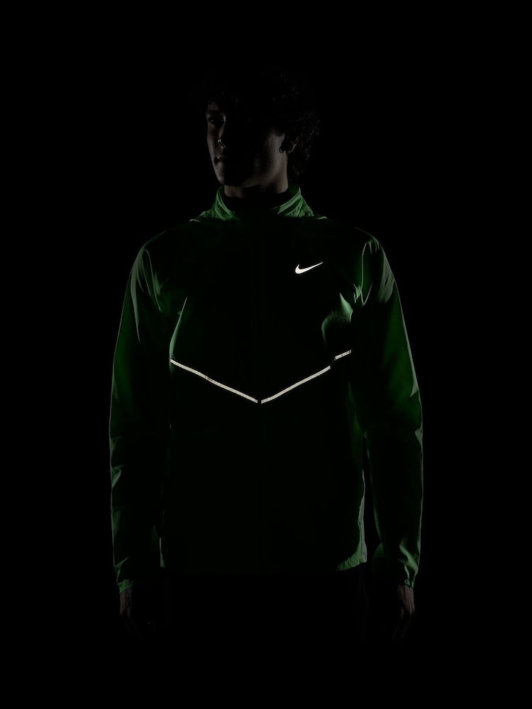 Verde ilusión - Chaqueta de running Nike Miler UV Repel - Imagen 4 de 4