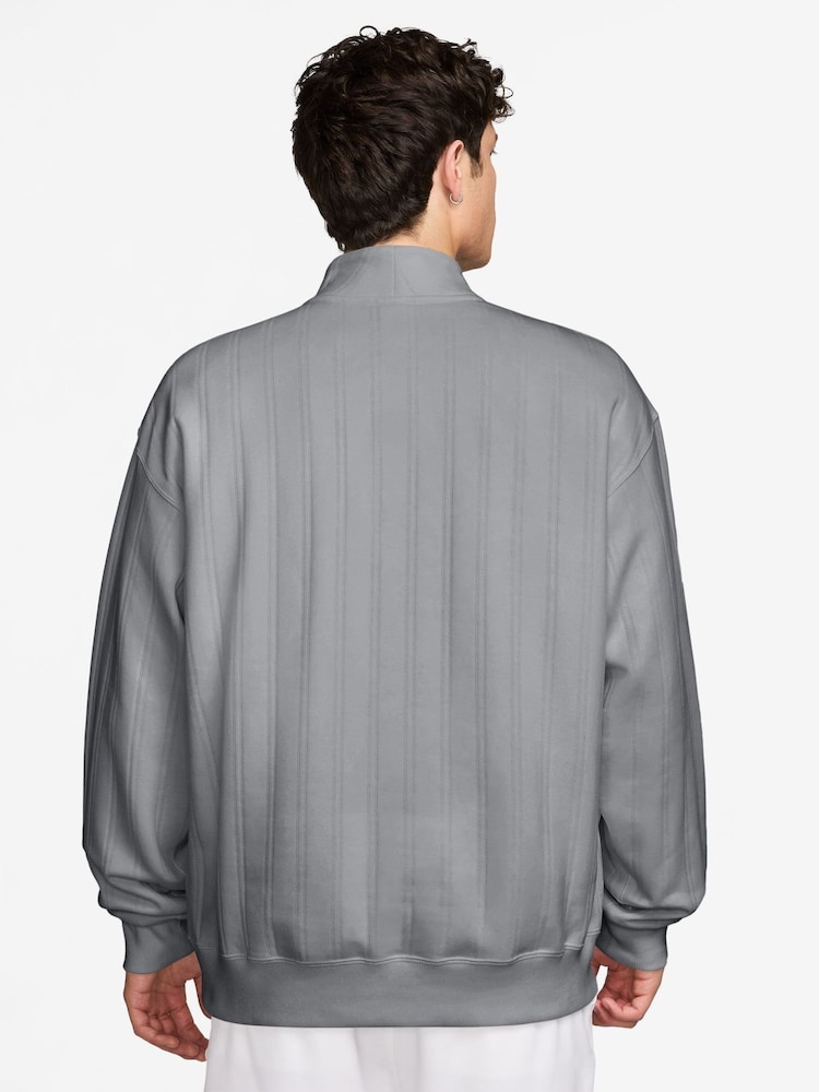 Nike Black Fairway Fresh Therma-FIT Oversized 1/2-Zip Golf Top - Image 2 of 3