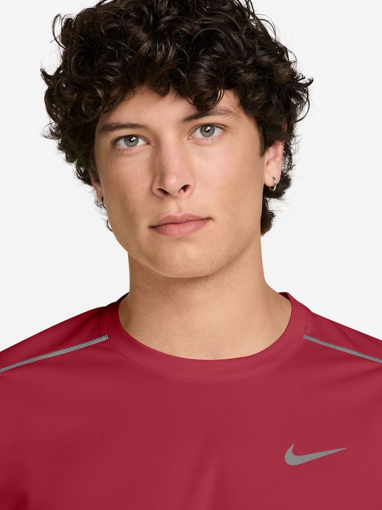Nike Tough Red Miler Dri-FIT UV Running T-Shirt - Image 3 of 3