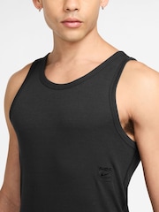 Czarny - Nike Athletic Club Ribbed Training Vest - Obraz 3 z 3