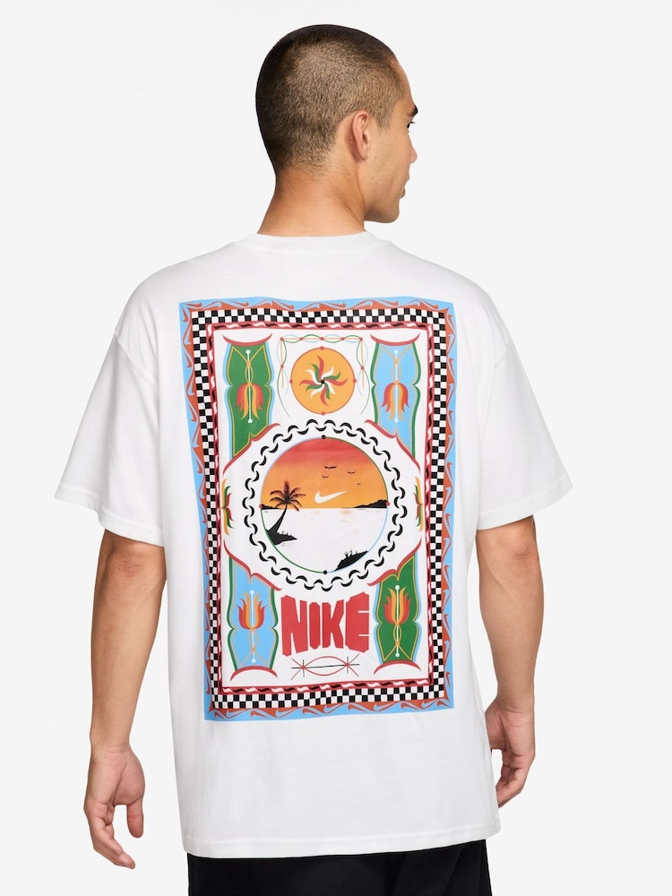 Nike White Sportswear T-Shirt - Image 2 of 3 Nike White Sportswear T-Shirt - Image 2 of 3