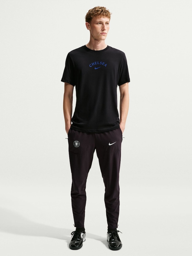 Nike Black Chelsea Football Club Men's Nike City T-Shirt - Image 1 of 6 Nike Black Chelsea Football Club Men's Nike City T-Shirt - Image 1 of 6