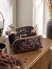 Fold Out Multi Section Makeup Bag - Image 3 of 4