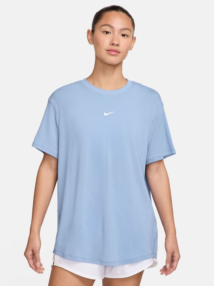 Azul hidrógeno - Camiseta de manga corta One Relaxed Dri-FIT de Nike - Imagen 1 de 3 Azul hidrógeno - Camiseta de manga corta One Relaxed Dri-FIT de Nike - Imagen 1 de 3