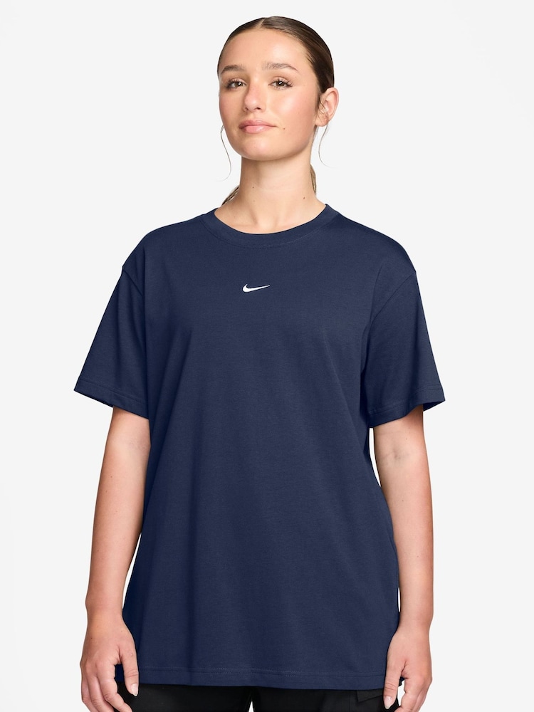 Nike Midnight Navy Sportswear Essential Oversized T-Shirt - Image 1 of 3 Nike Midnight Navy Sportswear Essential Oversized T-Shirt - Image 1 of 3