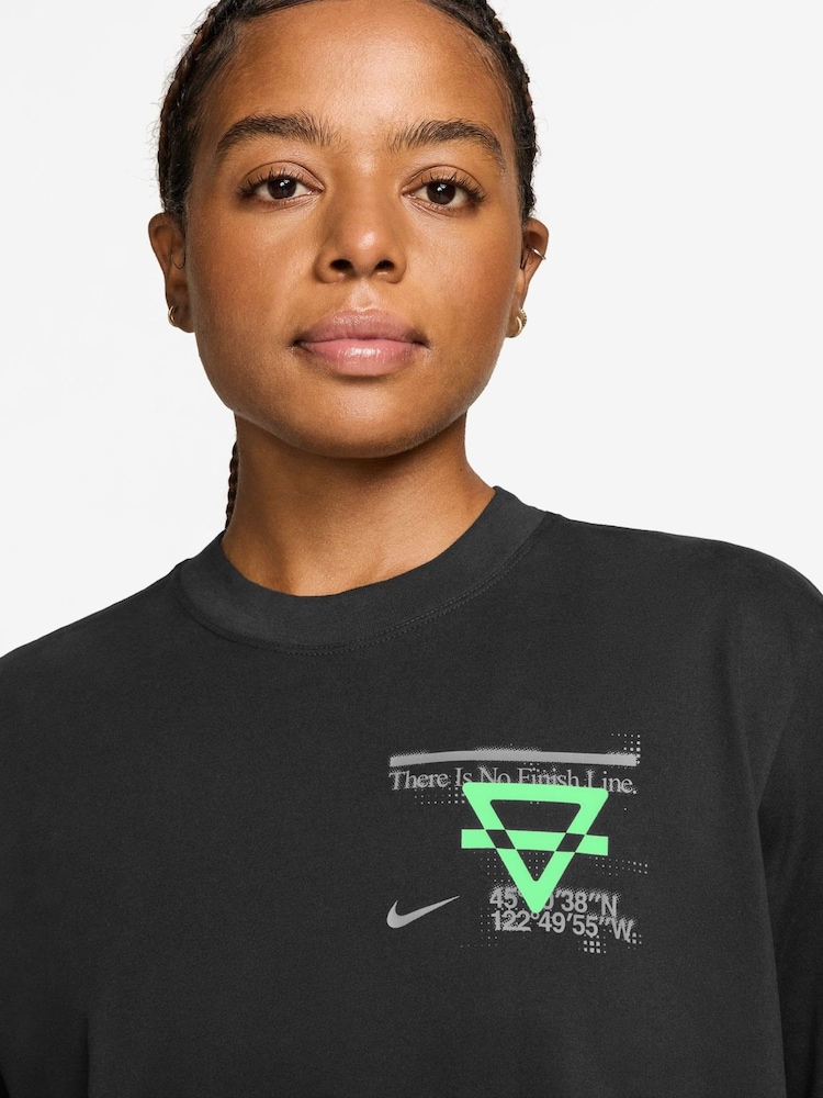 Nike Black Swift Dri-FIT Boxy Running T-Shirt - Image 3 of 3