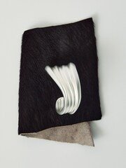 Reiss Silver Florence Fluid Sculpted Cuff - Image 2 of 5