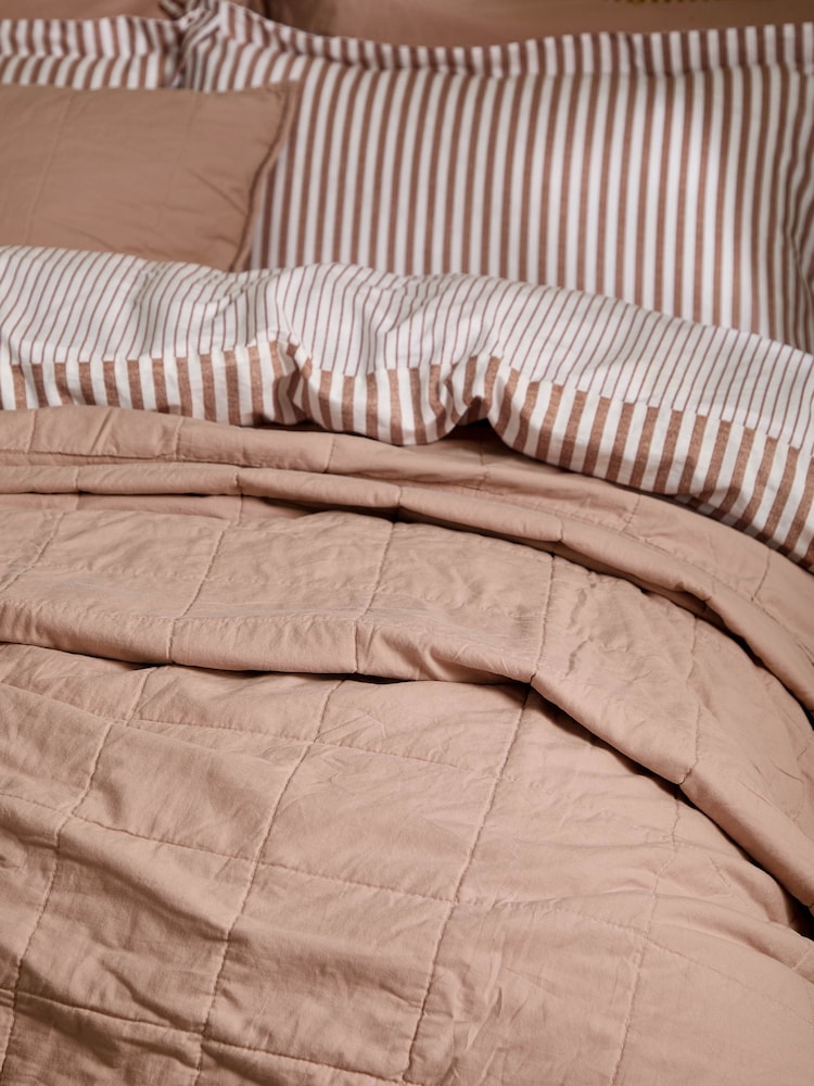 Yard Cotta Hebden Stonewashed Cotton Bedspread - Image 2 of 4 Yard Cotta Hebden Stonewashed Cotton Bedspread - Image 2 of 4