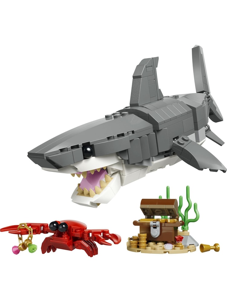 LEGO Creator 3-In-1 Fierce Shark with a Treasure Chest 31381 - Image 2 of 8 LEGO Creator 3-In-1 Fierce Shark with a Treasure Chest 31381 - Image 2 of 8
