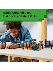 Lego Minecraft Wither Battle Toy with Figures 21590 - Image 7 of 9