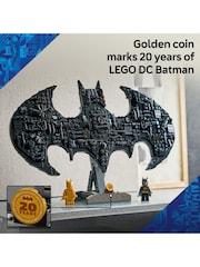 Lego DC Batman Logo, Super Hero Toy with Minifigur 76330 - Image 6 of 9
