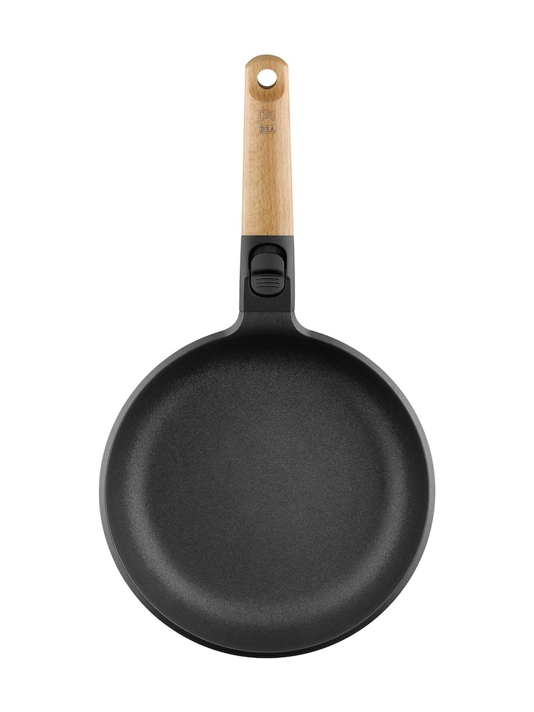 BRA Black Market Frying Pan 20cm - Image 1 of 4 BRA Black Market Frying Pan 20cm - Image 1 of 4