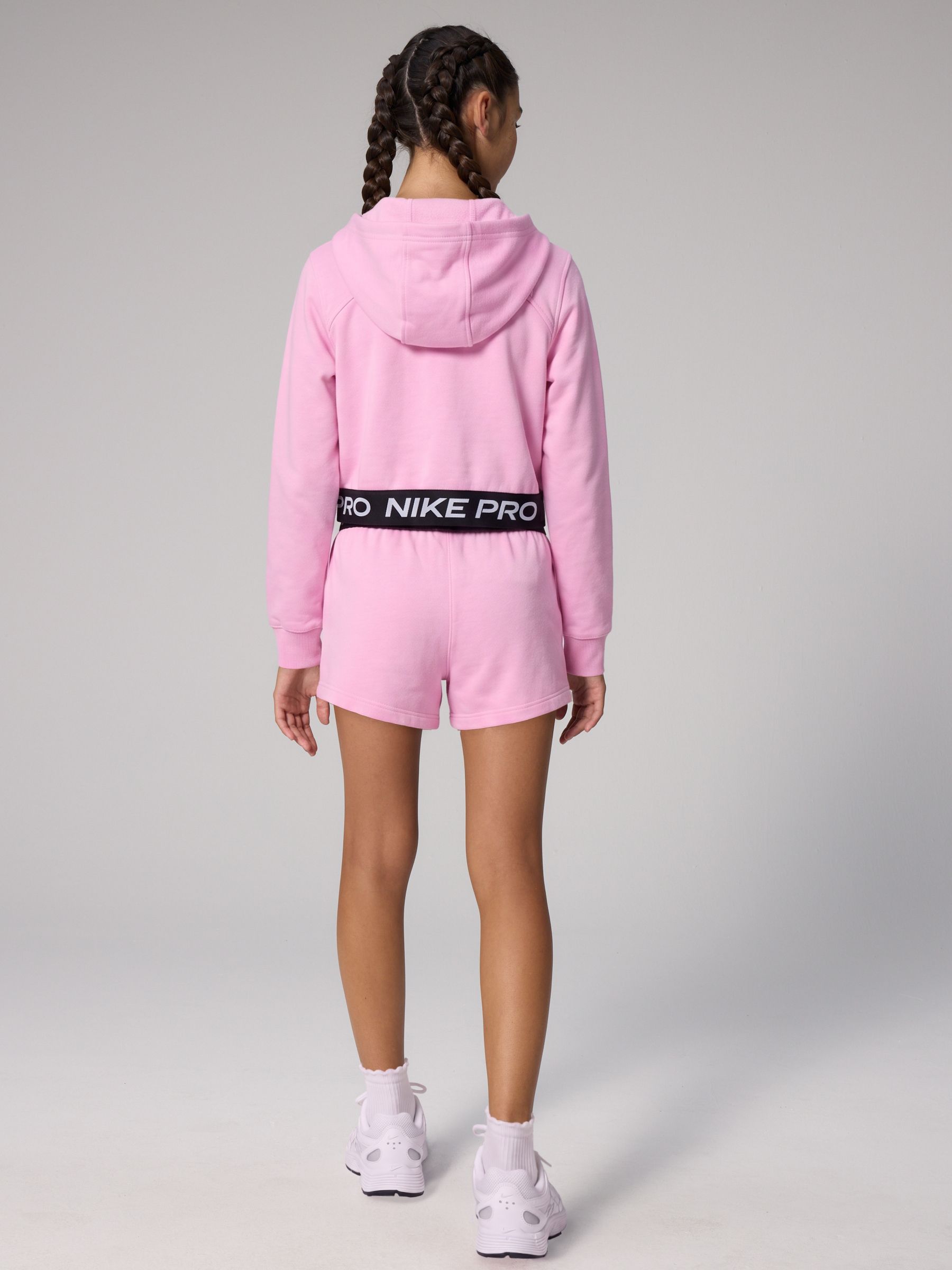 Next：日本 ピンクライズ - Nike Pro Dri-FIT クロップド フリース