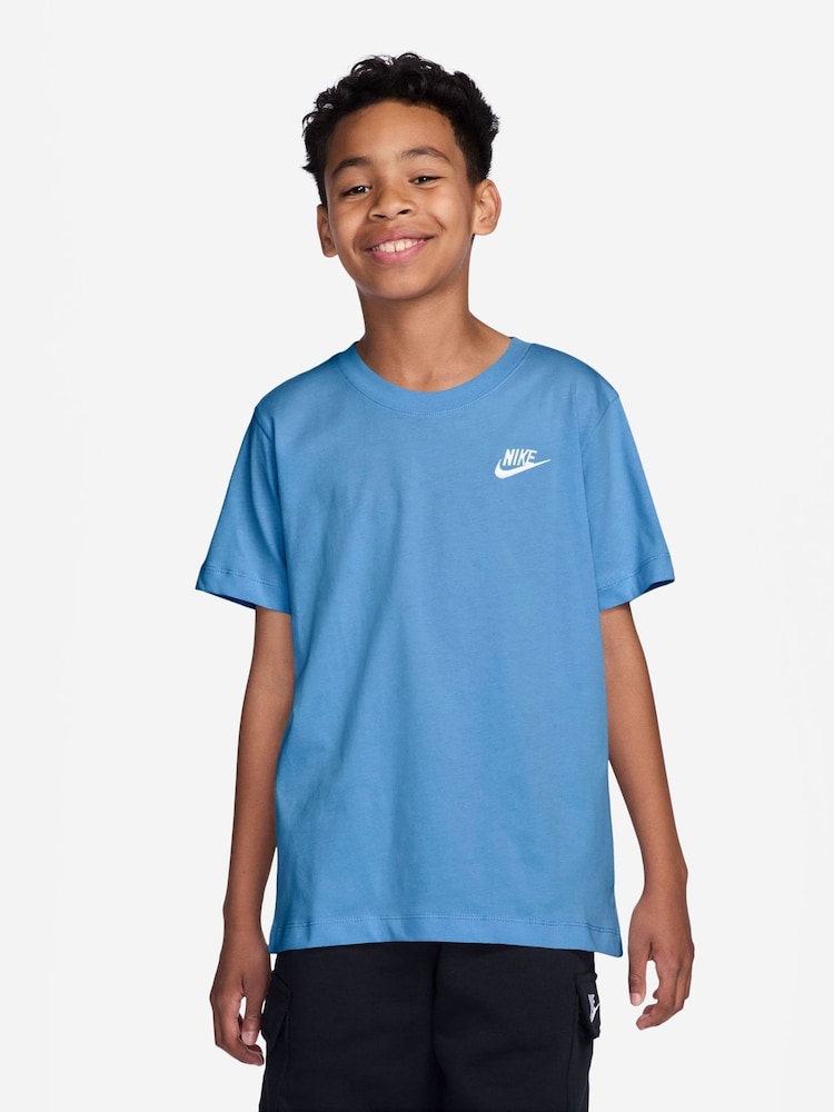 Nike Blue Short Sleeve Club T-Shirt - Image 1 of 3 Nike Blue Short Sleeve Club T-Shirt - Image 1 of 3