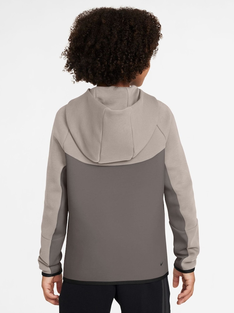 Nike Particle Grey Tech Fleece Zip Through Hoodie - Image 2 of 3 Nike Particle Grey Tech Fleece Zip Through Hoodie - Image 2 of 3