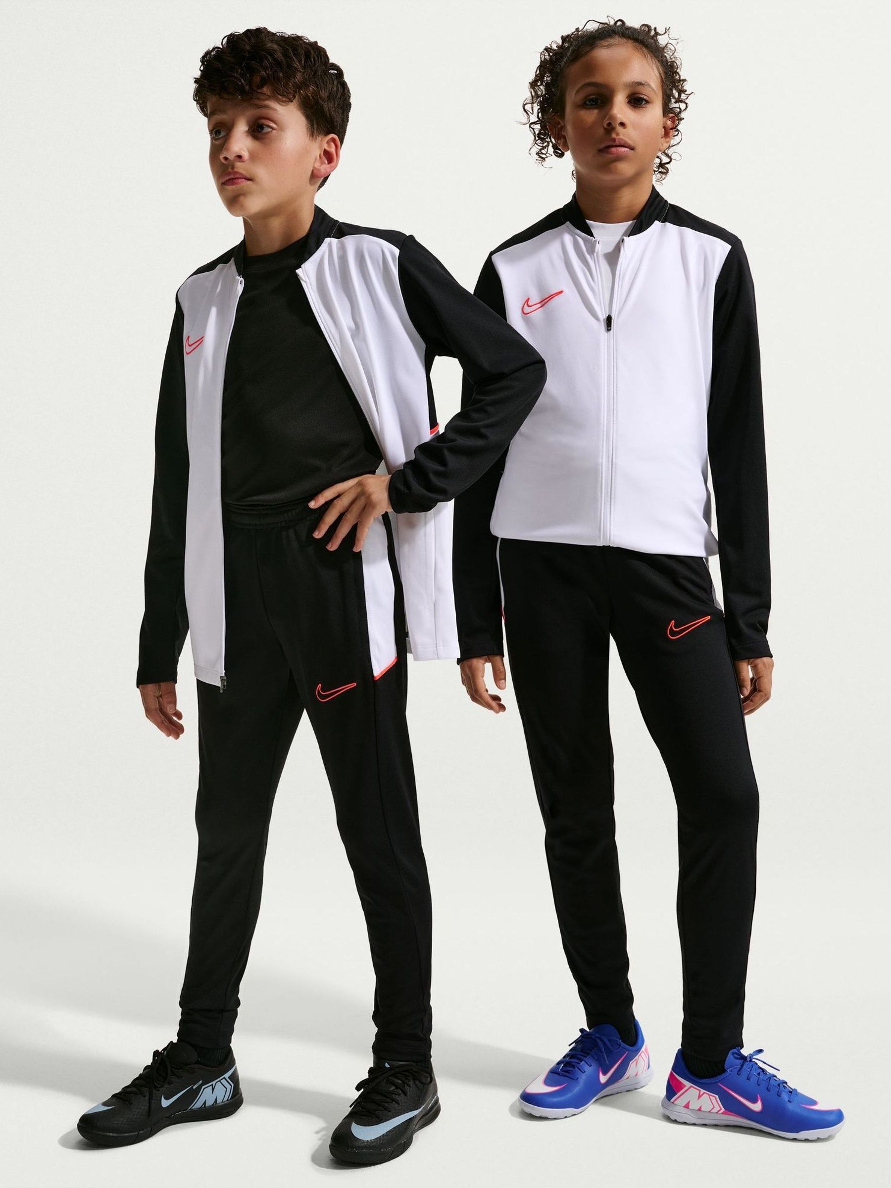 Comprar Branco - Conjunto de treino Nike Academy 25 Dri-FIT from