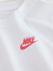 Nike White Graphic T-Shirt - Image 6 of 7