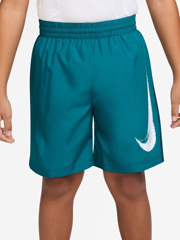 Svetlo smrekovo zeleno - Nike Multi Refresh kratke hlače - Slika 1 od 4