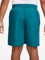 Svetlo smrekovo zeleno - Nike Multi Refresh kratke hlače - Slika 2 od 4