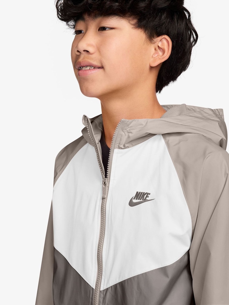 Nike Particle Grey Sportswear Windrunner Hooded Repel Jacket - Image 3 of 3