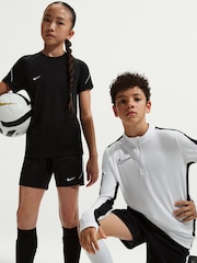 شورت كرة قدم Strike محبوك بتقنية Dri-FIT من Nike - صورة 3 من 4