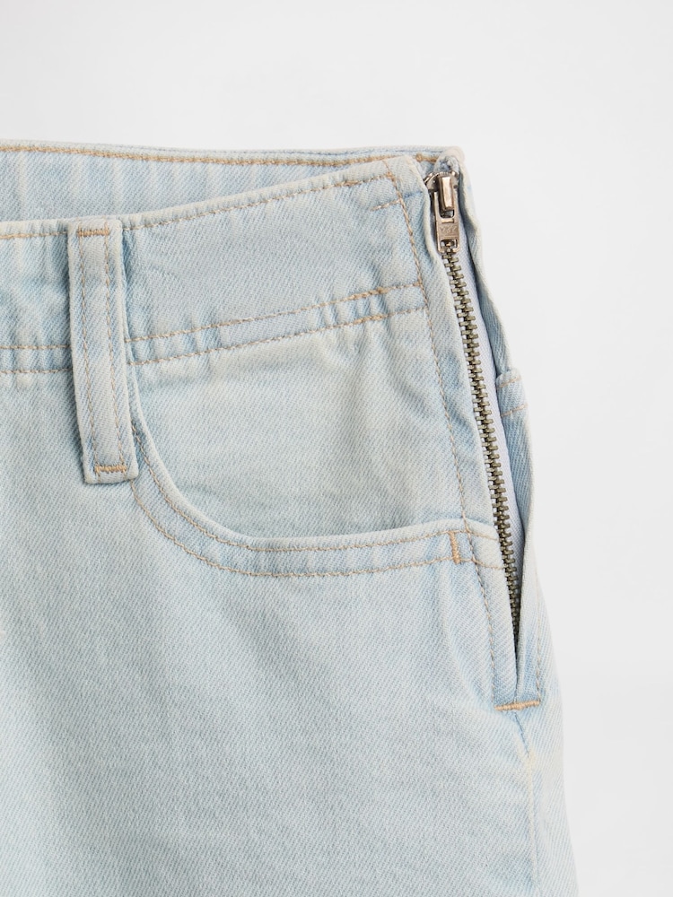 Gap Light Wash Low Rise Lace-Up Relaxed Flare Jeans (5-13yrs) - Image 6 of 6