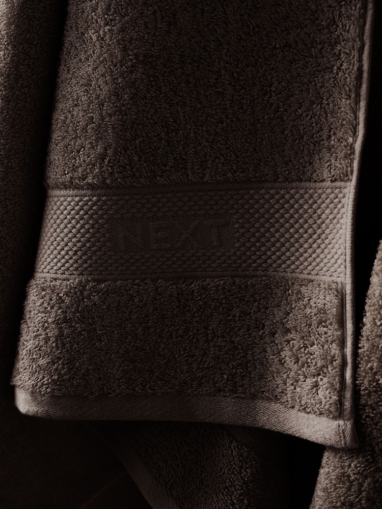 Chocolate Brown Egyptian Cotton Towel - Image 3 of 3 Chocolate Brown Egyptian Cotton Towel - Image 3 of 3