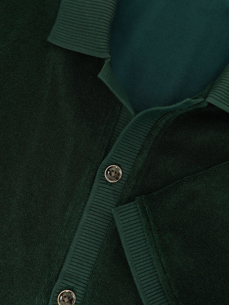 Reiss Forest Green Eden Towelling Short-Sleeve Shirt - Image 6 of 6 Reiss Forest Green Eden Towelling Short-Sleeve Shirt - Image 6 of 6