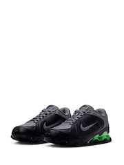 Nike Black/Cool Grey Reax 8 Trainers - Image 4 of 10