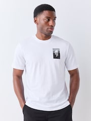 The North Face White Back Graphic Relaxed T-Shirt - Image 2 of 5