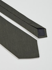 Brook Taverner Green Silk Blend Tie and Pocket Square Set - Image 3 of 4