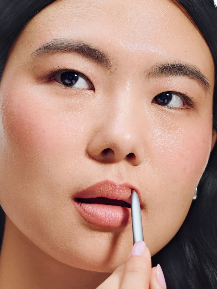 Clinique Quickliner For Lips - Image 2 of 7 Clinique Quickliner For Lips - Image 2 of 7