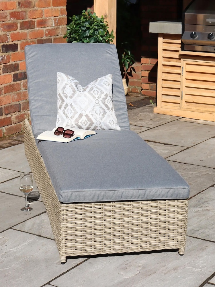 Royalcraft Beige Wentworth Garden Sunlounger - Image 1 of 6
