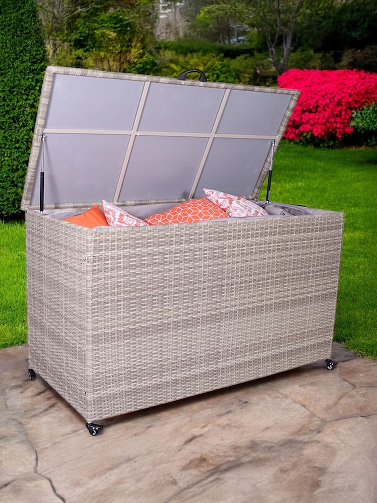 Royalcraft Natural Weave Garden Cushion Storage Box 826L - Image 1 of 6 Royalcraft Natural Weave Garden Cushion Storage Box 826L - Image 1 of 6