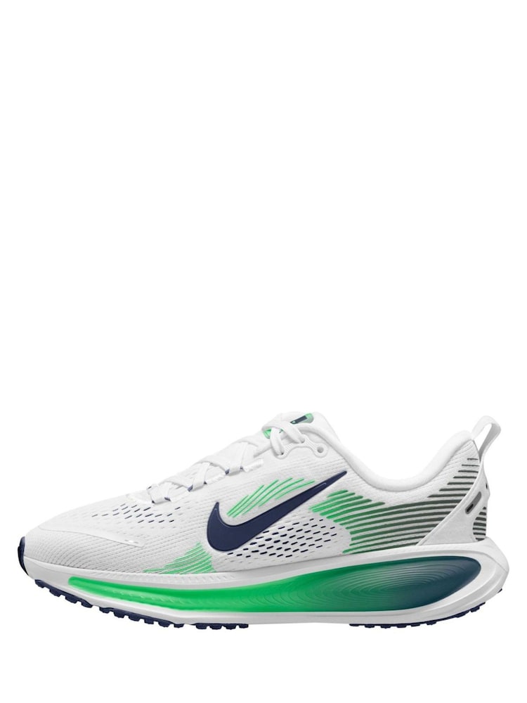 Nike White/Green Spark Youth Vomero 18 Road Running Trainers - Image 2 of 4 Nike White/Green Spark Youth Vomero 18 Road Running Trainers - Image 2 of 4