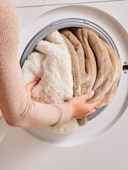 Morphy Richards Mocca Small EverCosy Teddy Fleece Electric Heated Throw - Image 5 of 5