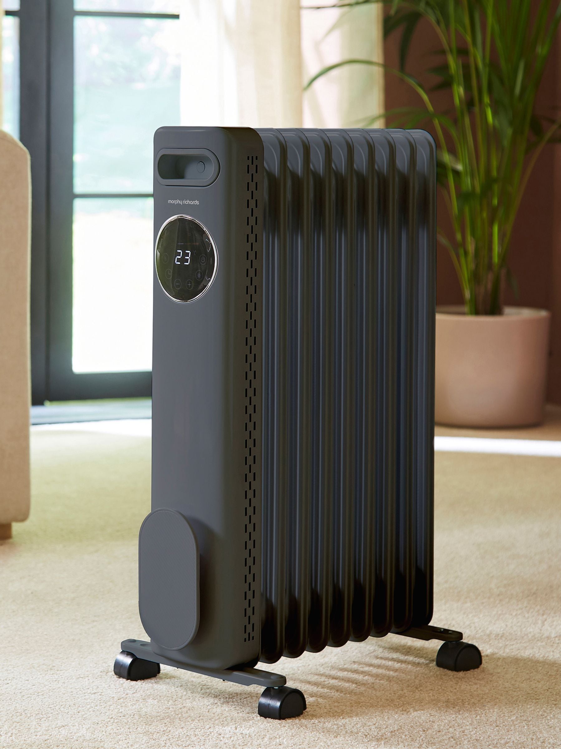 B&Q -  Heatflux 2Kw Digital Oil Filled Radiator With Remote Control Grey - Image 10
