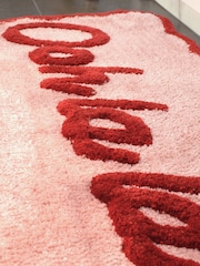 Mooky Mats Red/Pink Ooh La La Slogan Scallop Bath Mat - Image 3 of 4