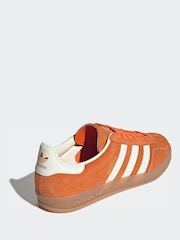 برتقالي/أبيض - حذاء رياضي Gazelle Indoor من adidas Originals - صورة 4 من 9