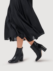 Negro - Botines de tacón de cuero Neptune de Jones Bootmaker - Imagen 1 de 5