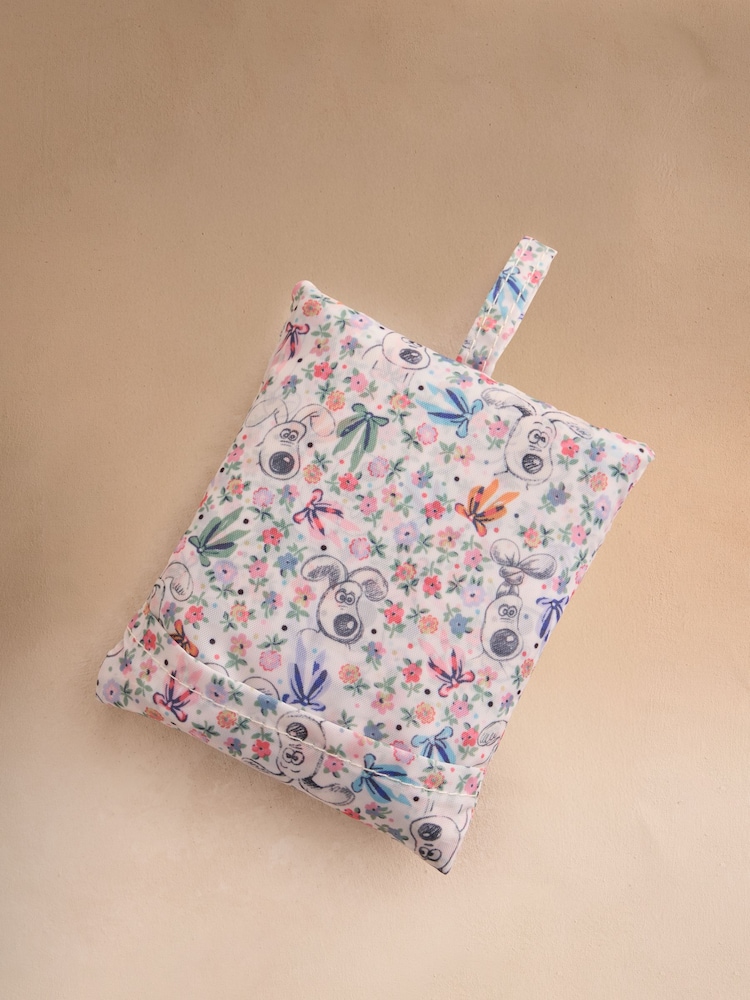 Cath Kidston Ecru Wallace and Gromit Foldaway Shopper - Image 2 of 3
