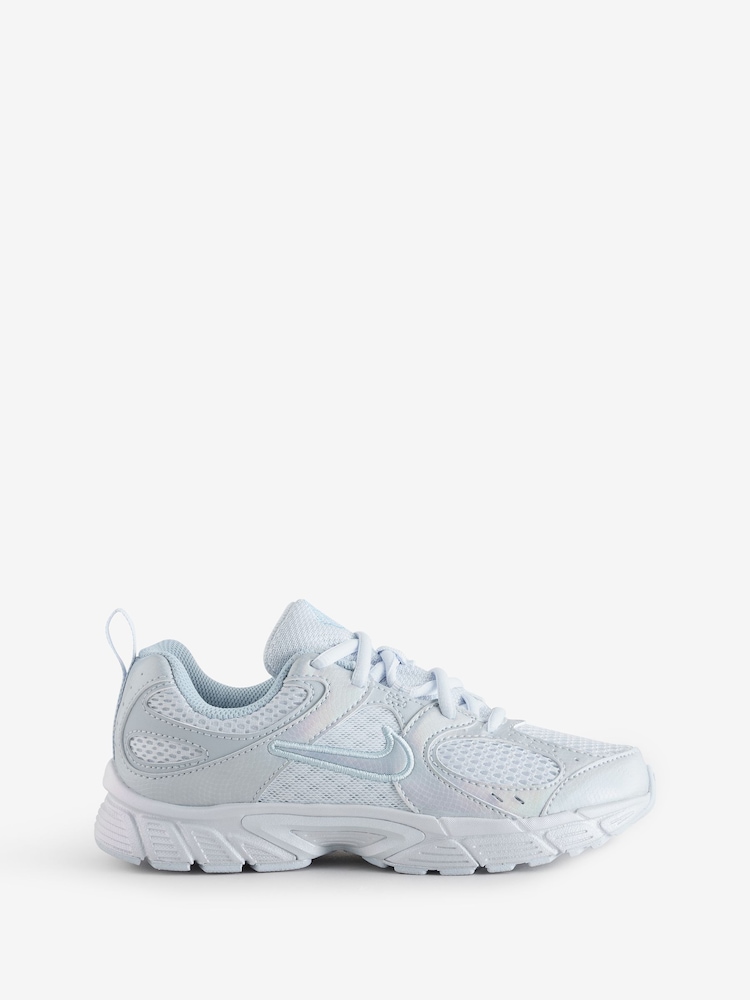 أزرق فاتح - حذاء رياضي للجري V5 للأطفال الصغار من Nike - صورة 1 من 1 أزرق فاتح - حذاء رياضي للجري V5 للأطفال الصغار من Nike - صورة 1 من 1